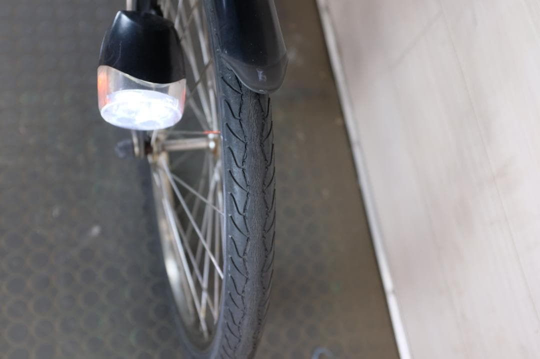 パナソニック ギュット　　20インチ　3段　8.9Ah（5点灯）充電器あり